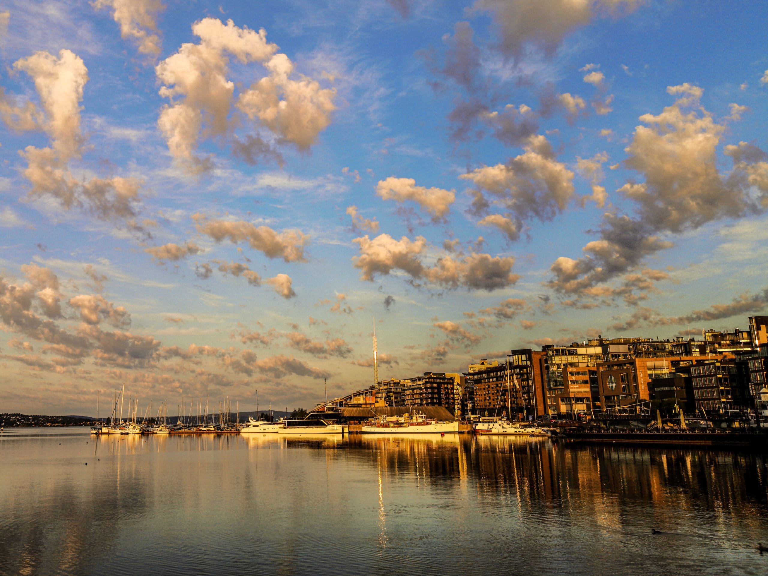 searching-for-the-best-sunrise-spot-in-oslo-city-centre-two-tickets-to